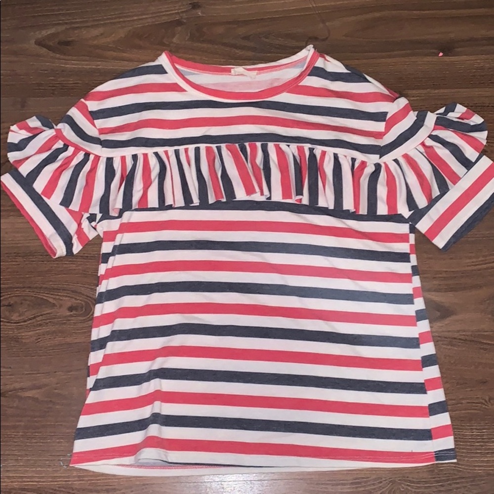 Red white and blue tee-shirt 👚 👕